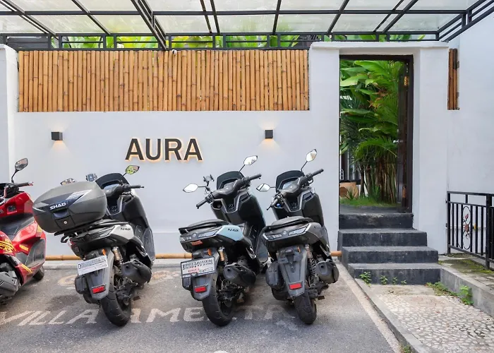 ホテル The Aura *